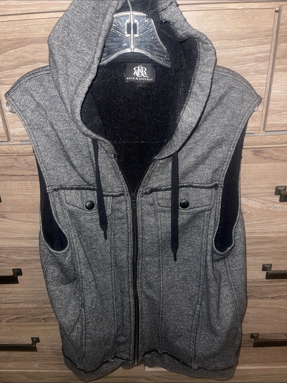 Men / Teen Rock & Republic Dark Gray Hooded Sleeveless Zip Vest